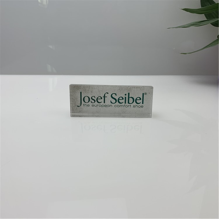 acrylic block stand