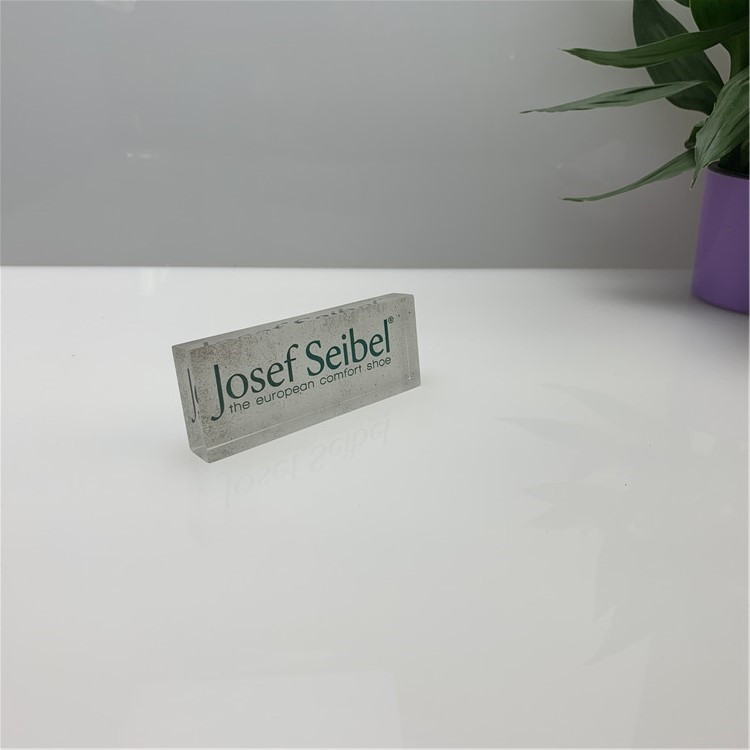 acrylic block stand
