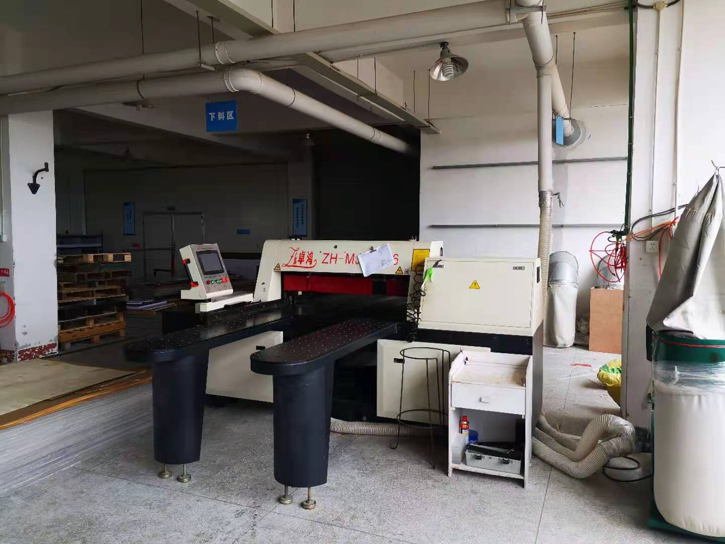 Introduction of automatic plate cutting machine
